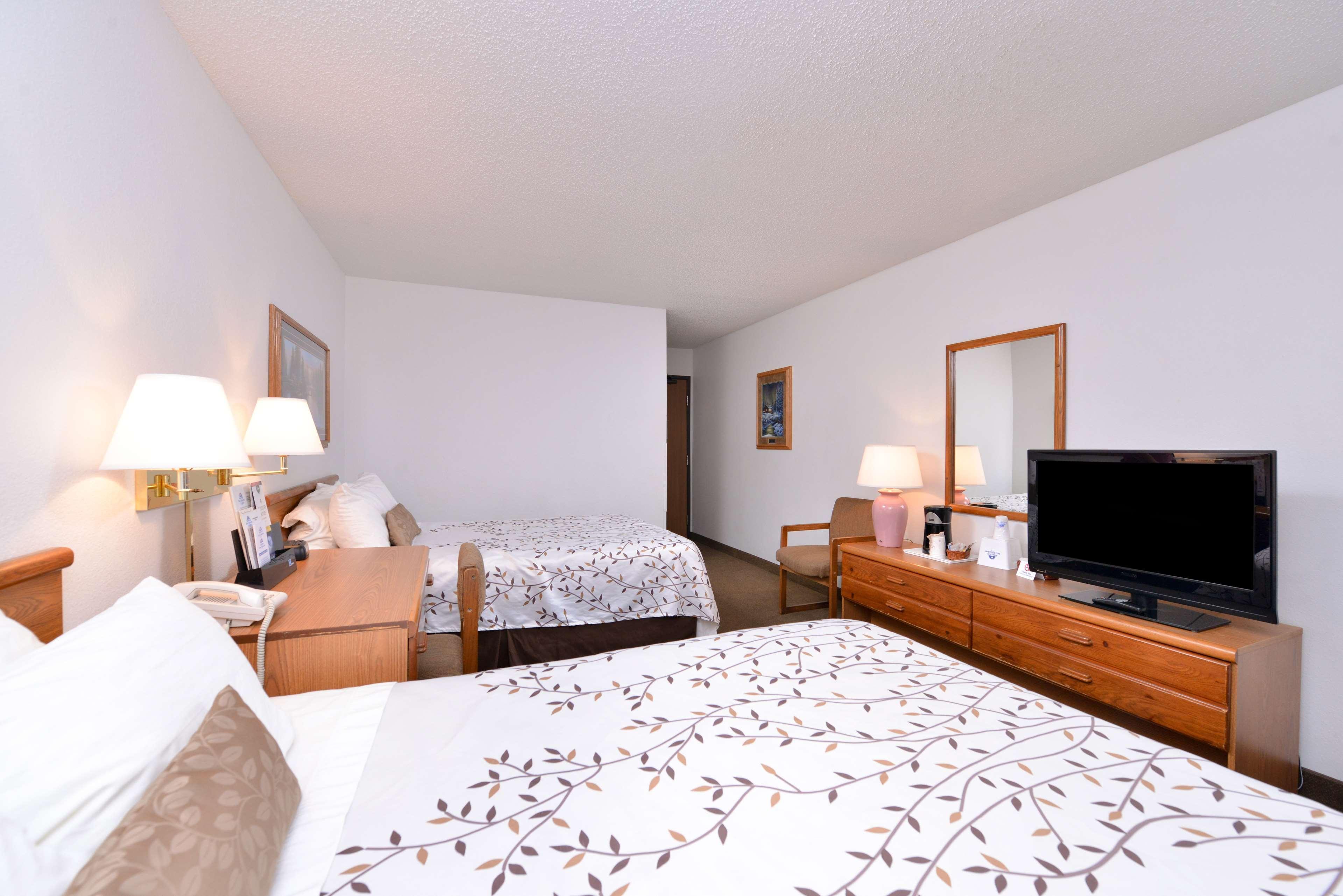 America'S Best Value Inn & Suites Интернашенал-Фолс Экстерьер фото